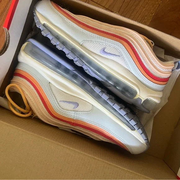 Nike AirMax 97 - Picture 4 of 4